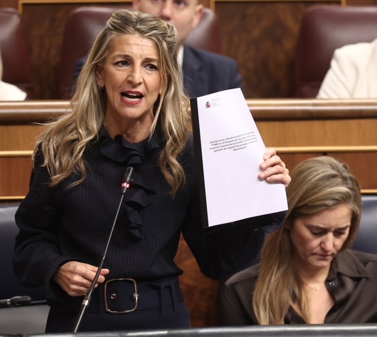 Yolanda Díaz aclara que en pandemia vivía en el Ministerio con su hija y su exmarido