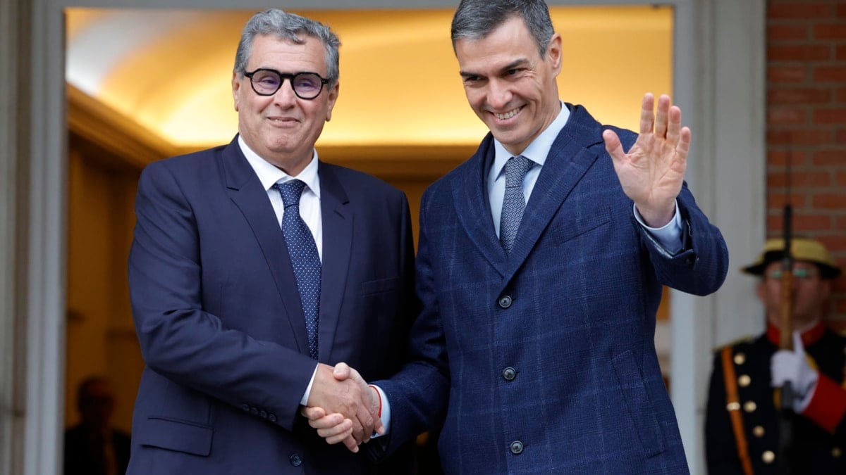 Quién es Aziz Akhannouch, recibido con honores militares en España y acusado de corrupción en Marruecos