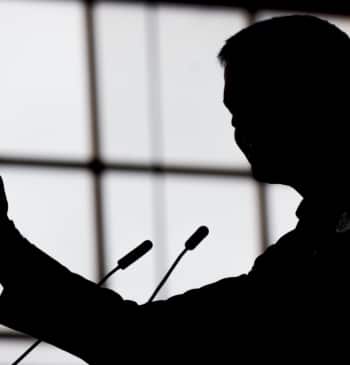 Moncloa detecta "movimientos internos" para "debilitar" a Sánchez por el 'caso Salazar'