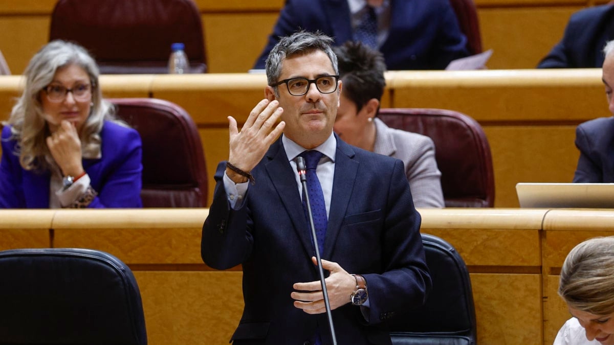 Bolaños reprende a Junts por sus ataques al Supremo y a la Monarquía