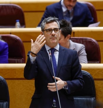 Bolaños reprende a Junts por sus ataques al Supremo y a la [...]