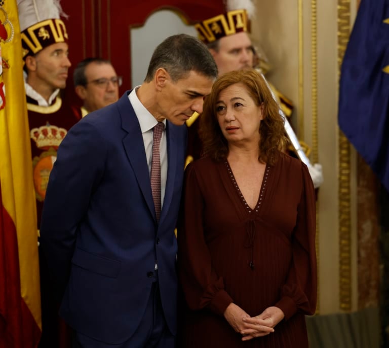 Sánchez niega encubrimiento a Salazar y asume "en primera persona" el "error" de la lenta gestión de las denuncias contra él
