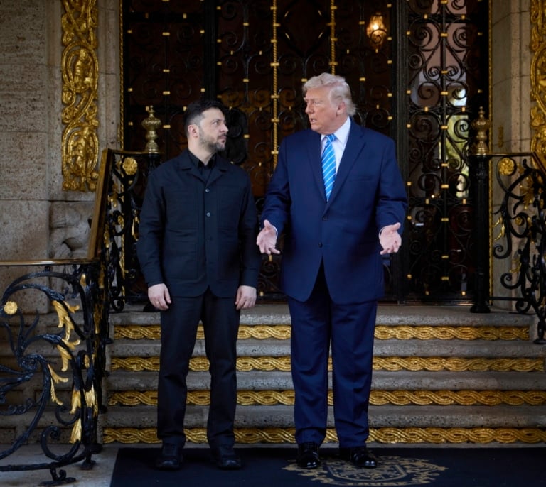 Trump habla de "avances" pero reconoce que siguen sin resolverse "cuestiones complejas" para la paz en Ucrania