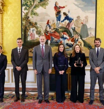 El director de la Academia da plantón al Patronato del Cervantes en [...]