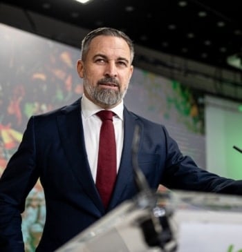 Abascal reniega de su apoyo a los gobiernos autonómicos del PP en [...]