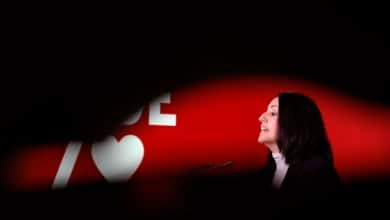 Ahogarse en la tempestad o aguardar "tranquilos" a que pase la lluvia