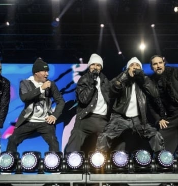 Los Backstreet Boys reviven “I Want It That Way” 26 años después