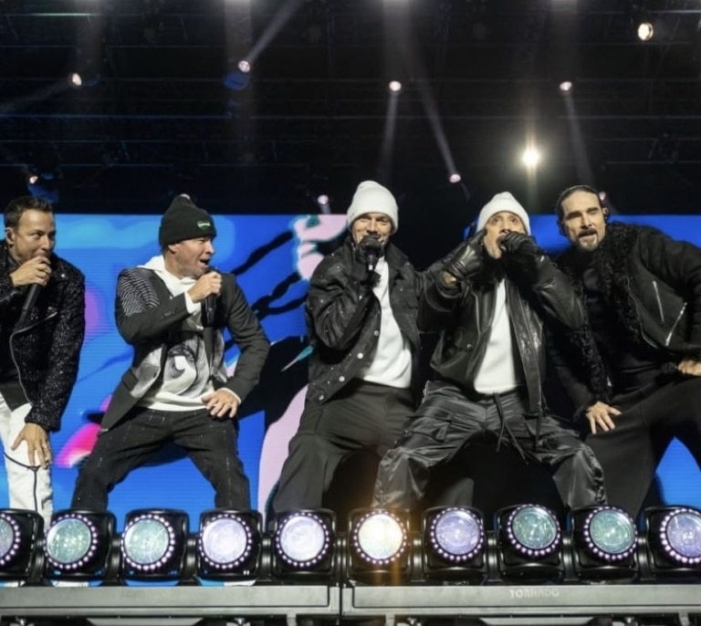 Los Backstreet Boys reviven “I Want It That Way” 26 años después