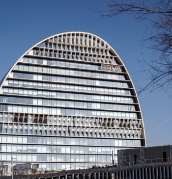 BBVA lanza la mayor recompra de acciones de su historia, por valor [...]