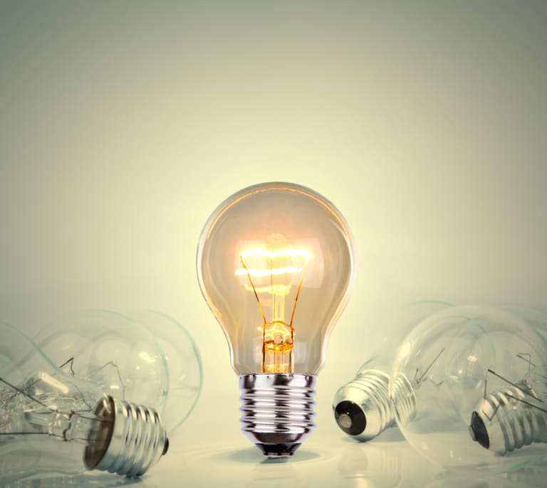 Precio de la luz hoy, 11 de diciembre de 2025: ¿cuál ha sido el mes más caro del año?