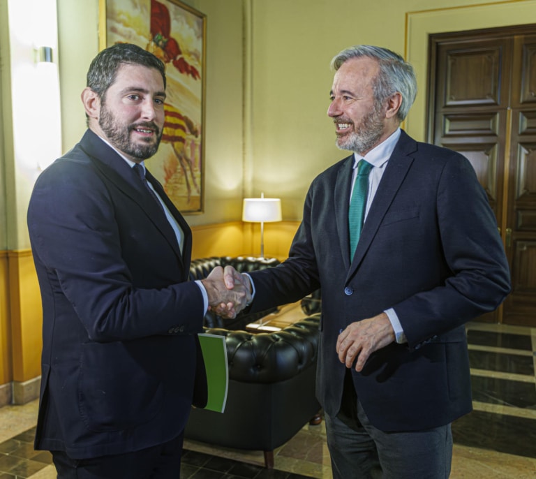 ¿Elecciones en Aragón? Las encuestas dan al PP una alternativa sin Vox de la mano de los regionalistas