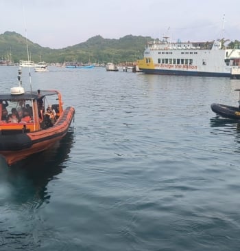 Los desaparecidos en el naufragio de Indonesia son un exfutbolista del Valencia [...]