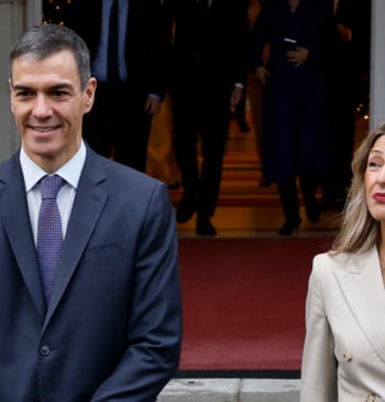 Sánchez obvia la corrupción y cierra el año con autobombo: "Este Gobierno [...]