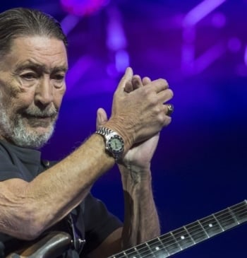 Chris Rea, el hijo del heladero de Middlesbrough que vendió 30 millones [...]