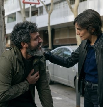 Isak Férriz y Verónica Echegui en 'Ciudad de sombras'