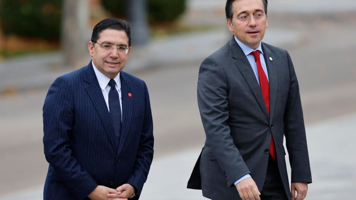 Albares cita a medias a la ONU para eludir la autodeterminación del Sáhara y el PP le responde: "La UCO aportará luz"