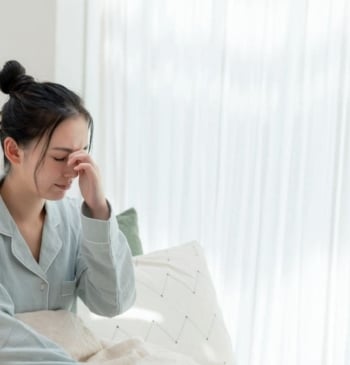 ¿Por qué nos despertamos más pronto a medida que envejecemos?