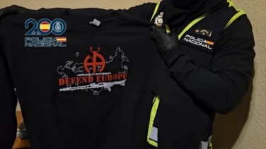 Detenidas tres personas presuntamente relacionadas con la organización terrorista "The Base"