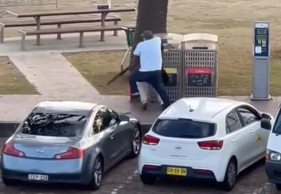 al menos diez muertos tras un tiroteo al menos diez muertos tras un tiroteo