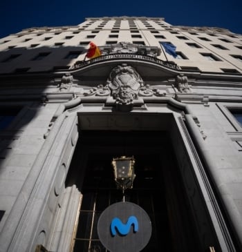 Telefónica baja un 9% el umbral mínimo del ERE en sus 3 [...]