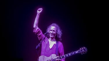 Robe hace historia tras su muerte: Extremoduro arrasa en Spotify y supera a Rosalía