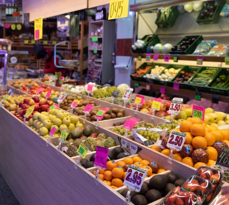 Huevos, carne de ternera o chocolate: el precio de los alimentos se encarece el doble que los salarios