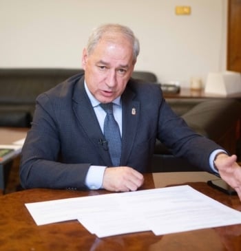 Ferraz confirma la denuncia por acoso contra el presidente de la Diputación [...]