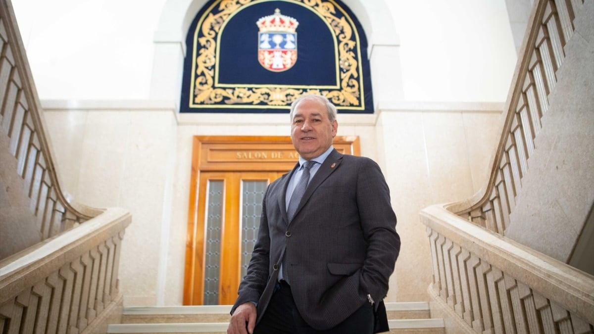 Varias mujeres del PSOE señalan por presunto acoso sexual al presidente de la Diputación de Lugo