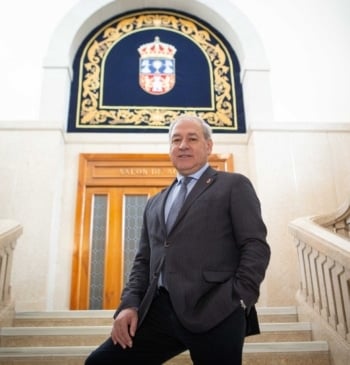 Varias mujeres del PSOE señalan por presunto acoso sexual al presidente de [...]