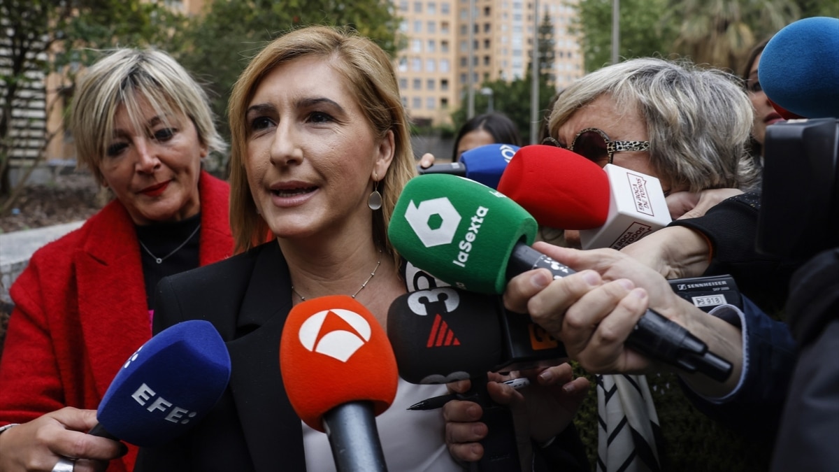 Pradas sobre su llegada al Cecopi el día de la DANA: "Chopada y preocupada. Otros nunca llegaron"