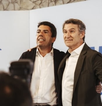 Mazón intercambió 'whastapps' con Feijóo desde las 20.08 horas hasta las 23.29 [...]