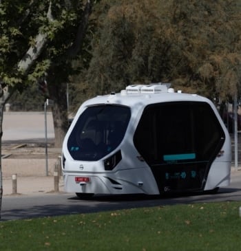 Los vehículos eléctricos no representan más riesgo para los peatones que los [...]