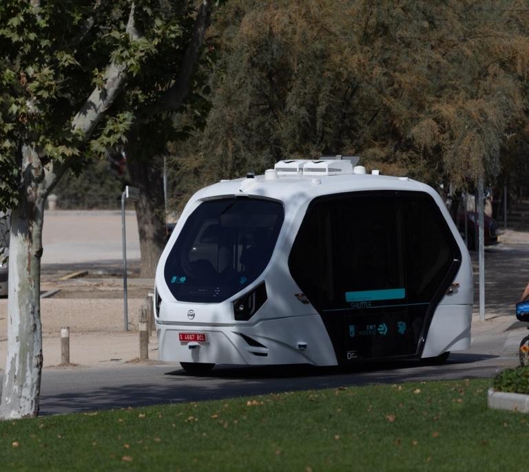 Los vehículos eléctricos no representan más riesgo para los peatones que los coches convencionales