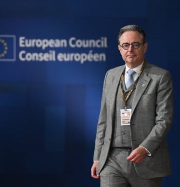 Bart de Weber, el líder flamenco que tiene en vilo la ayuda [...]