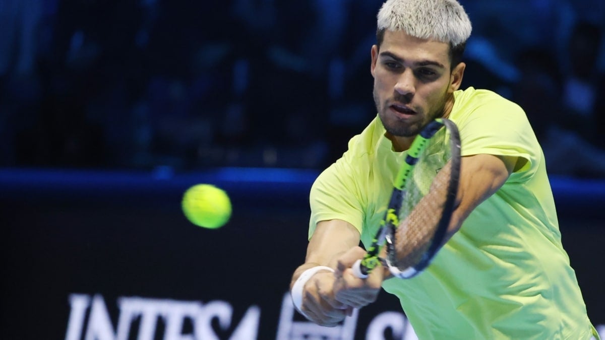 Carlos Alcaraz, en su último partido frenta a Jannik Sinner
