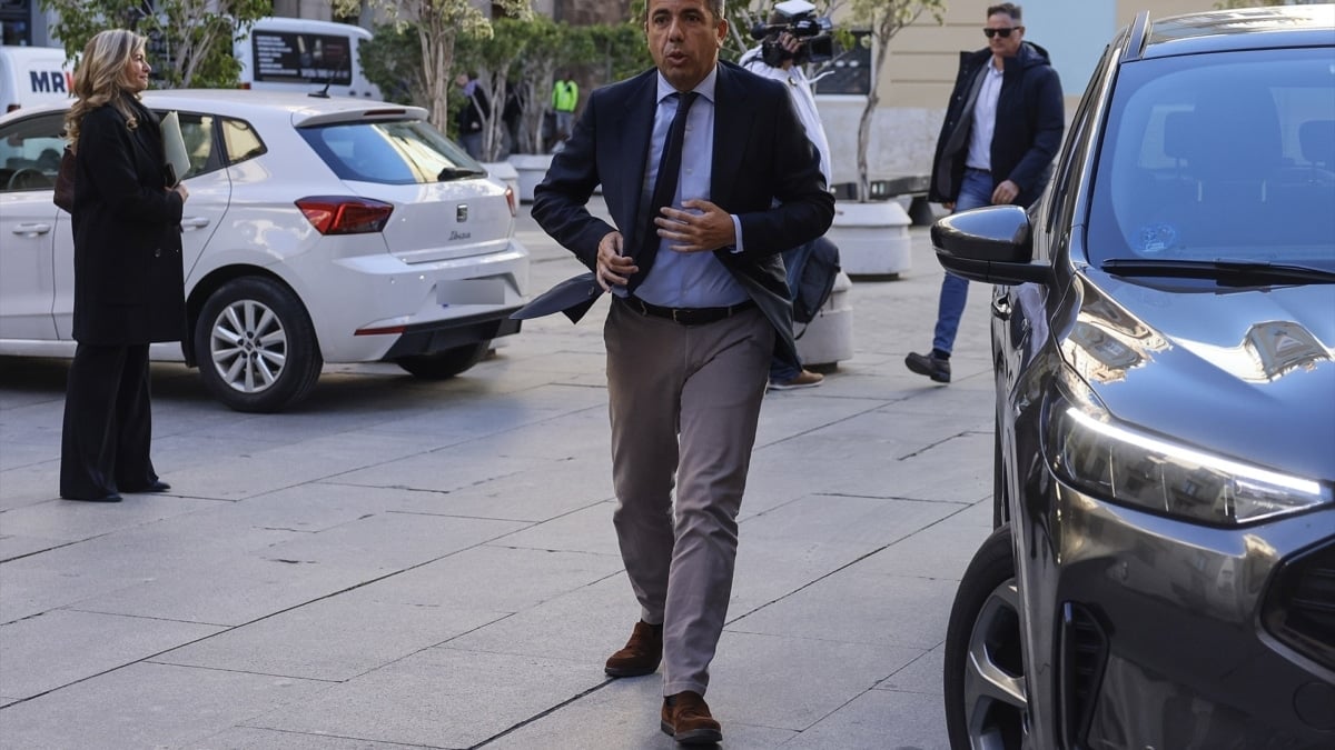 Mazón respondió "Cojonudo" al aviso de Pradas sobre la preocupación por el barranco del Poyo el 29O