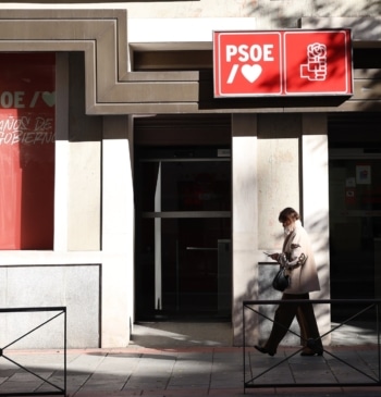 El juez responde al PSOE que su petición fue "clara" y pide [...]