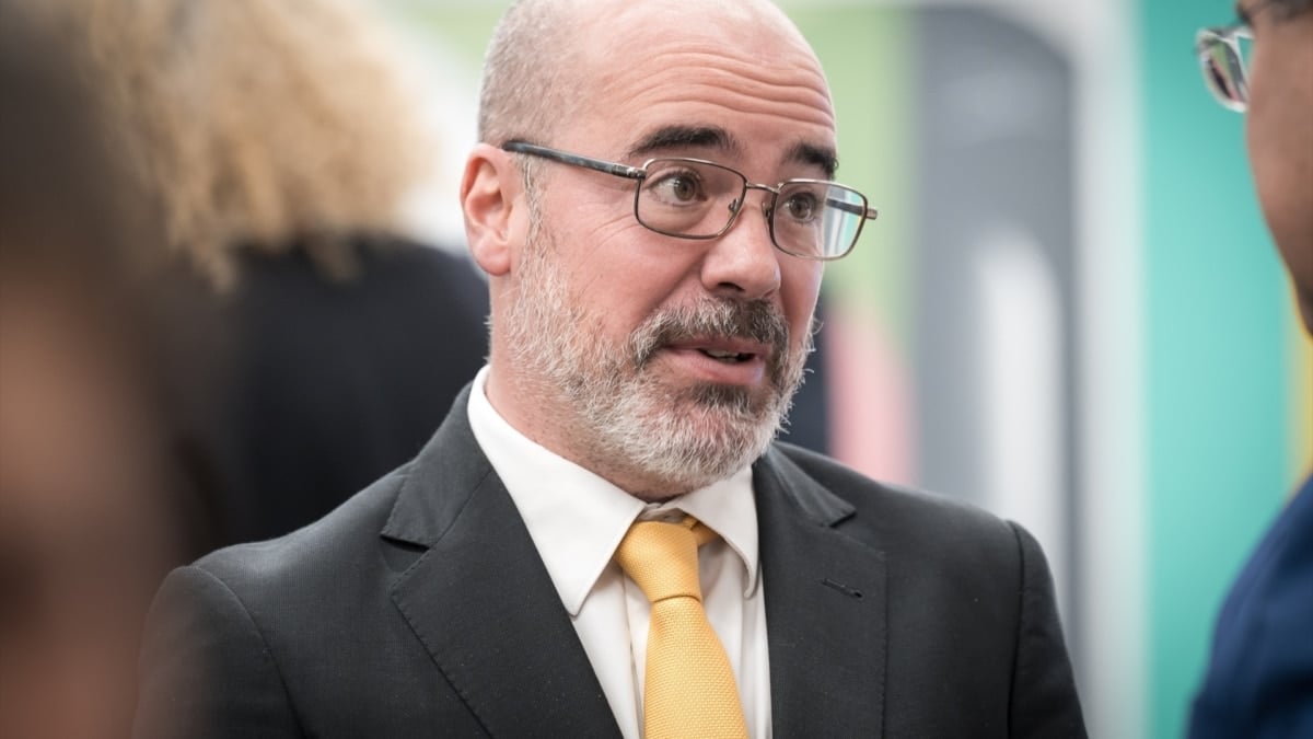 La Audiencia de Madrid corrige al juez Peinado y tumba la causa contra el delegado del Gobierno en Madrid