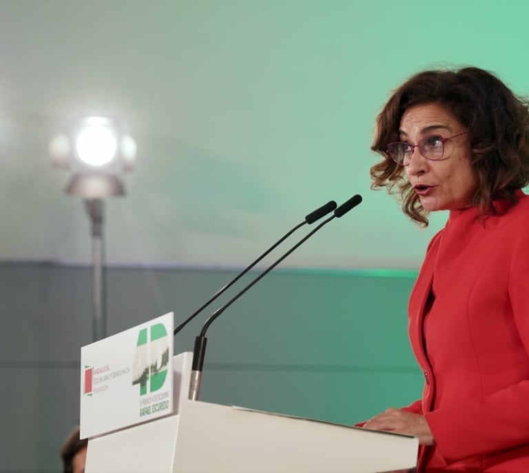 Montero reconoce tiempos "excesivamente largos" en el PSOE ante las denuncias de acoso sexual