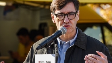 Illa solicita una auditoría de todos los centros que manejan el virus de la peste porcina