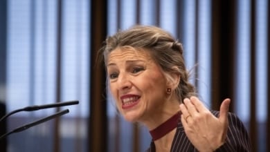 Sin ministros ni opciones de imponerse a Sánchez: Sumar afronta su 'cumbre' más descafeinada con el PSOE