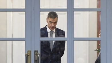 El CIS solo le da nueve puntos de ventaja a Sánchez sobre el PP