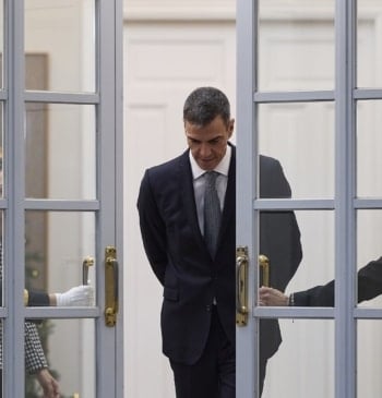 El CIS solo le da nueve puntos de ventaja a Sánchez sobre [...]