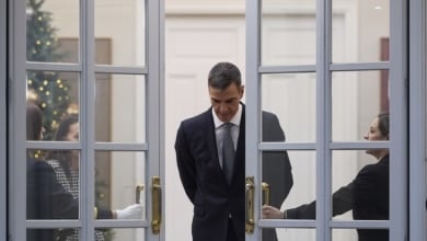 El CIS solo le da nueve puntos de ventaja a Sánchez sobre el PP