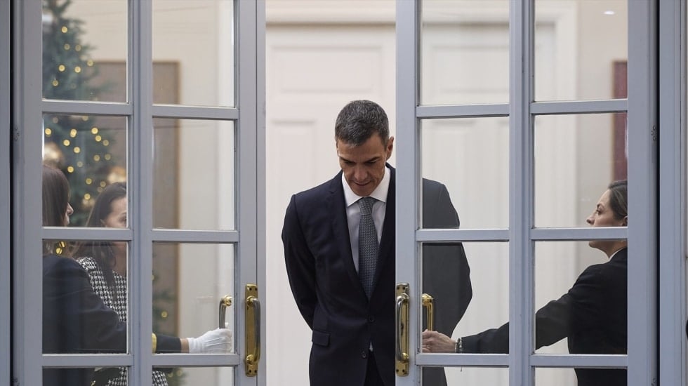 El CIS solo le da nueve puntos de ventaja a Sánchez sobre el PP