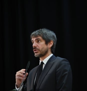 Urtasun urge a una remodelación "en profundidad" del Gobierno para salvar la [...]