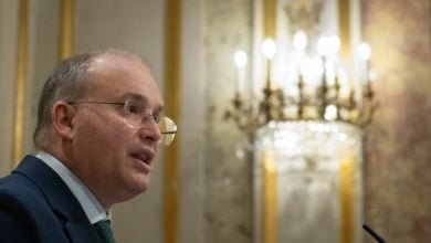 El PP ve al Gobierno "volando por los aires" en "directo" por las detenciones de Leire Díez o Antxón Alonso