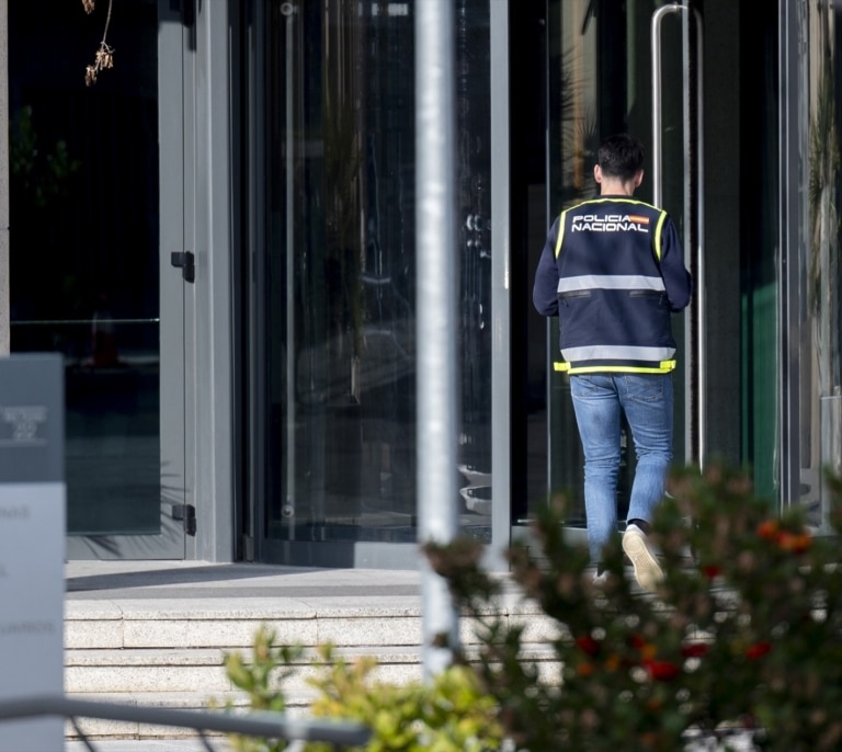 Un sindicato policial desmiente que la UDEF haya filtrado información a Zapatero