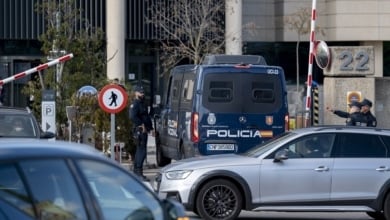 Anticorrupción lanza dos macrooperaciones en menos de 24 horas que ponen contra las cuerdas a Sánchez