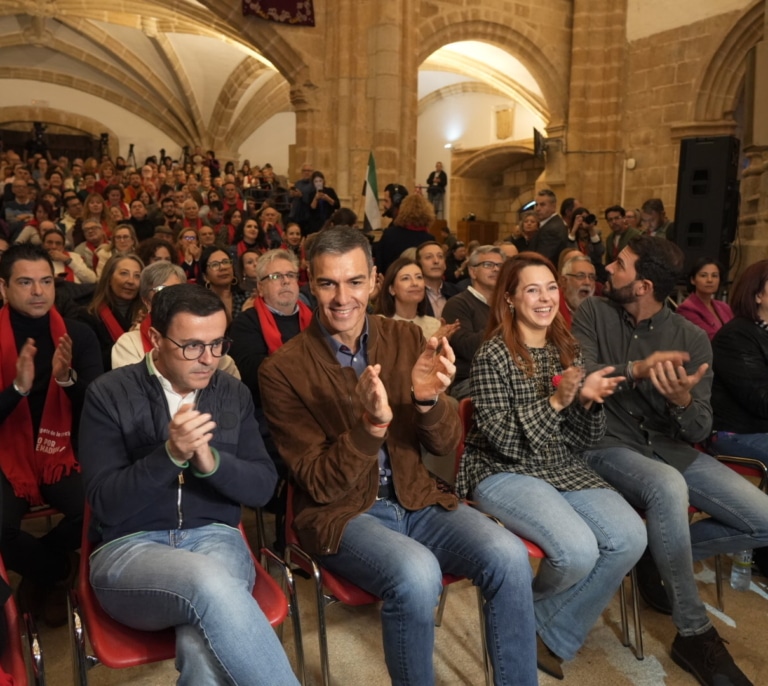 Sólo a Sánchez le renta Sánchez
